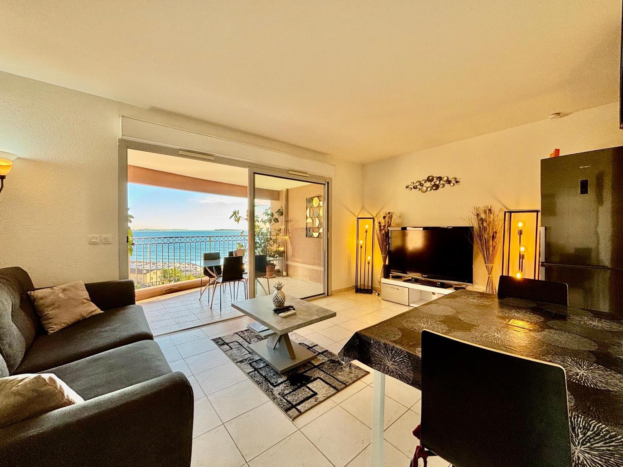 Superbe 3 Pieces Sur La Baie De Theoule Théoule-sur-Mer Exterior foto